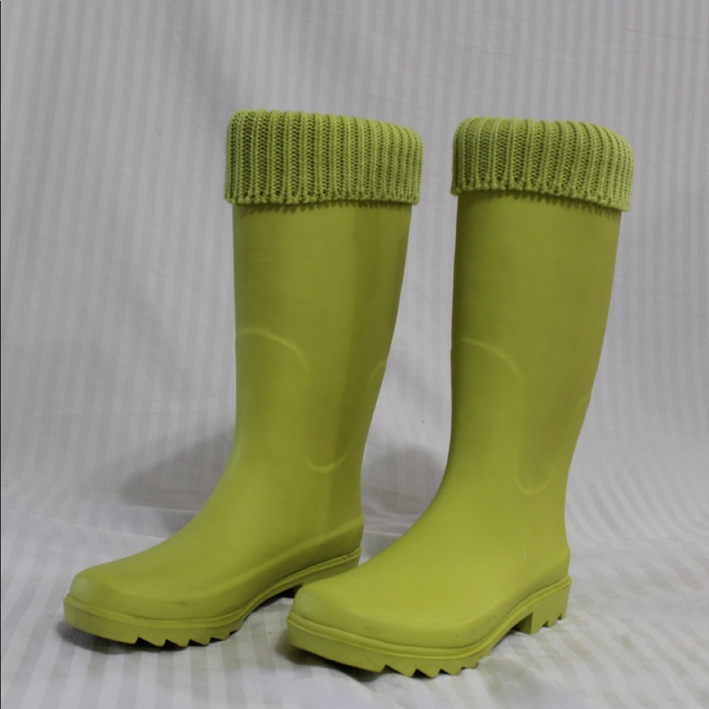 Green American Eagle boots